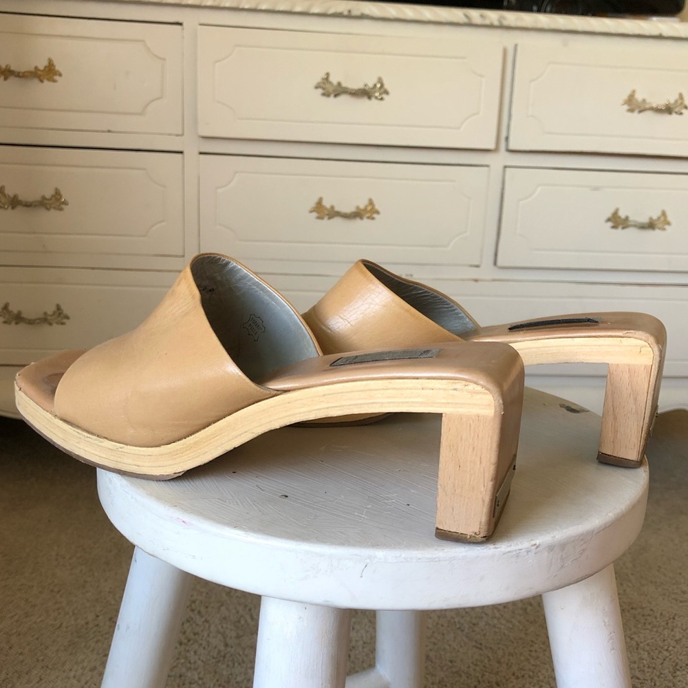 Bruno Magli Vintage Tan Nude Mule Sandal Heels 38 - Picture 5 of 7